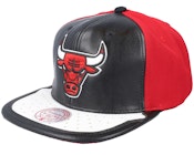 Chicago Bulls Day One Black/White Snapback