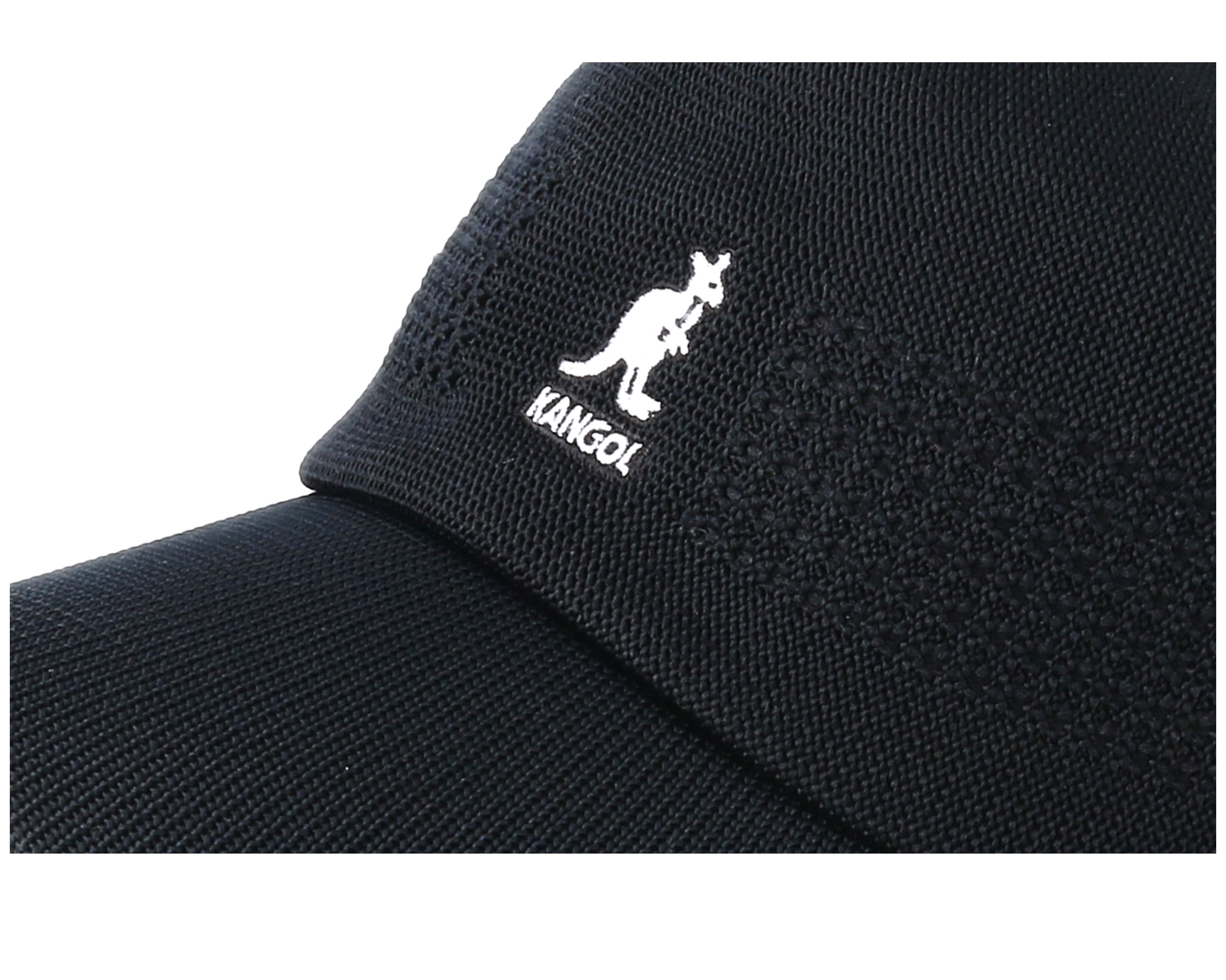 Tropic Ventair Spacecap Black Flexfit | Hatstore.de