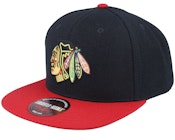 Chicago Blackhawks 400 Series Black/Red Snapback