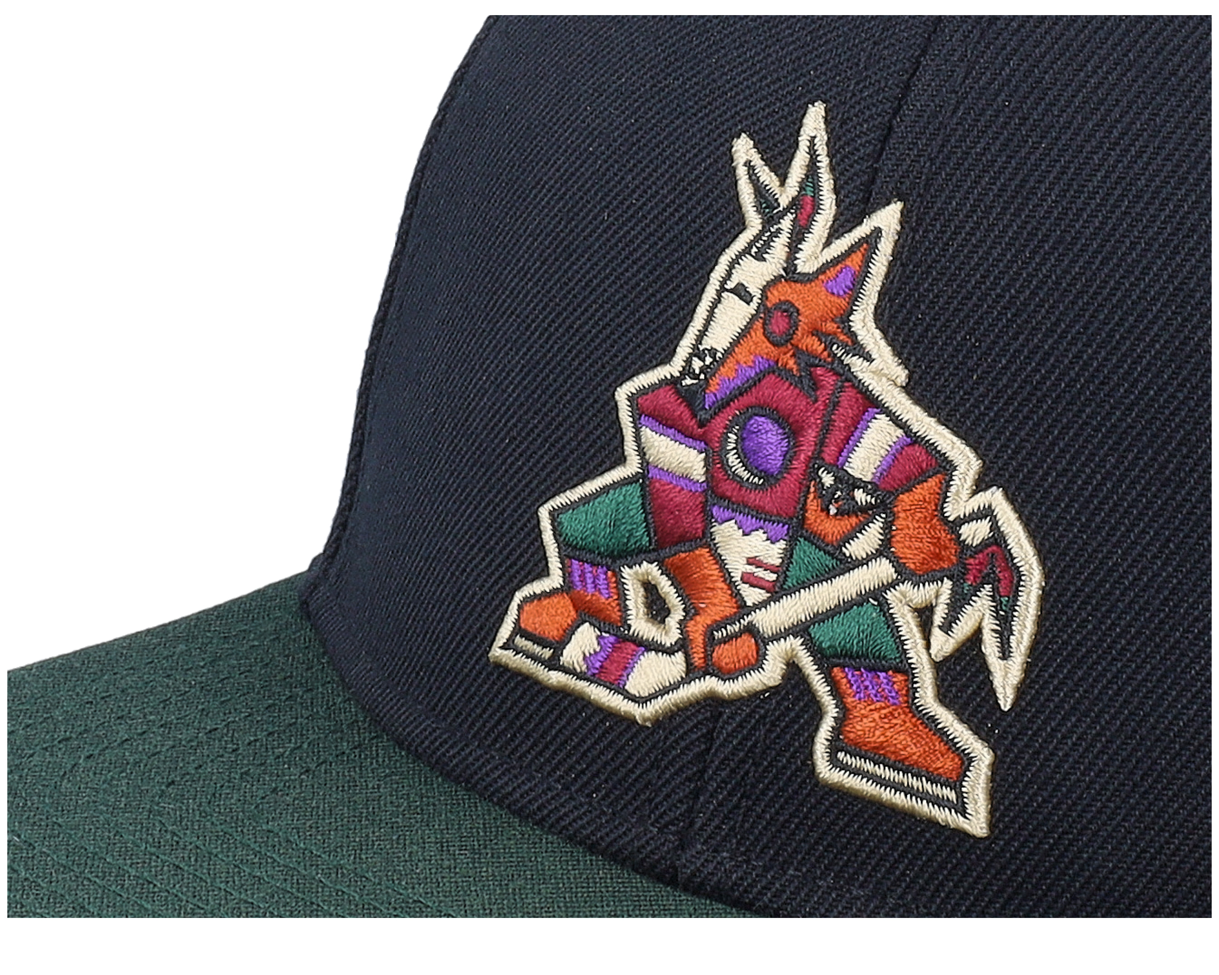 Arizona Coyotes NHL Archive 400 Black/Dark Green Snapback