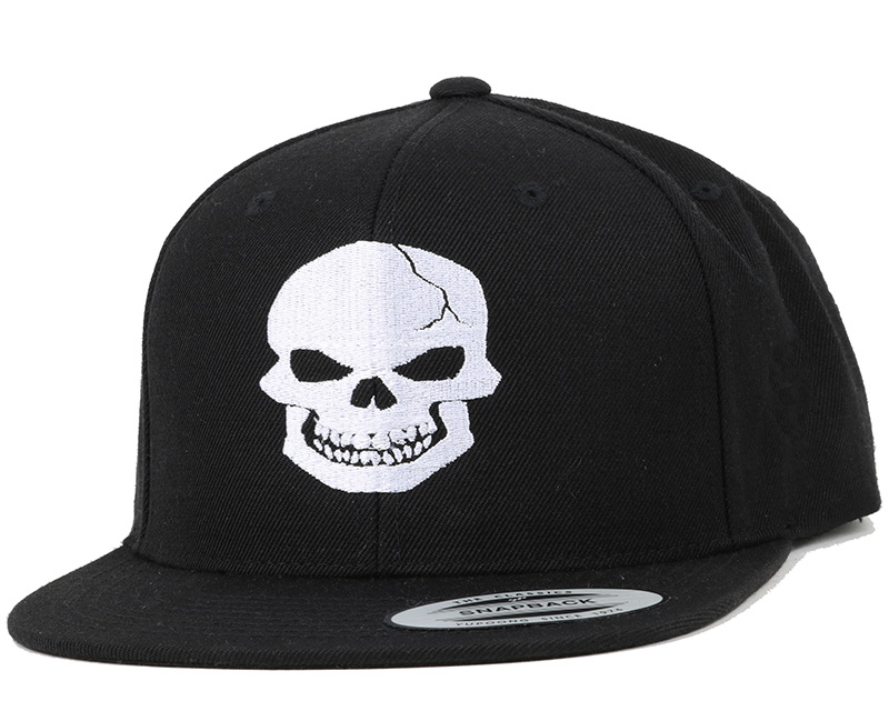 Skull Black/White Snapback - Iconic cap | Hatstoreworld.com