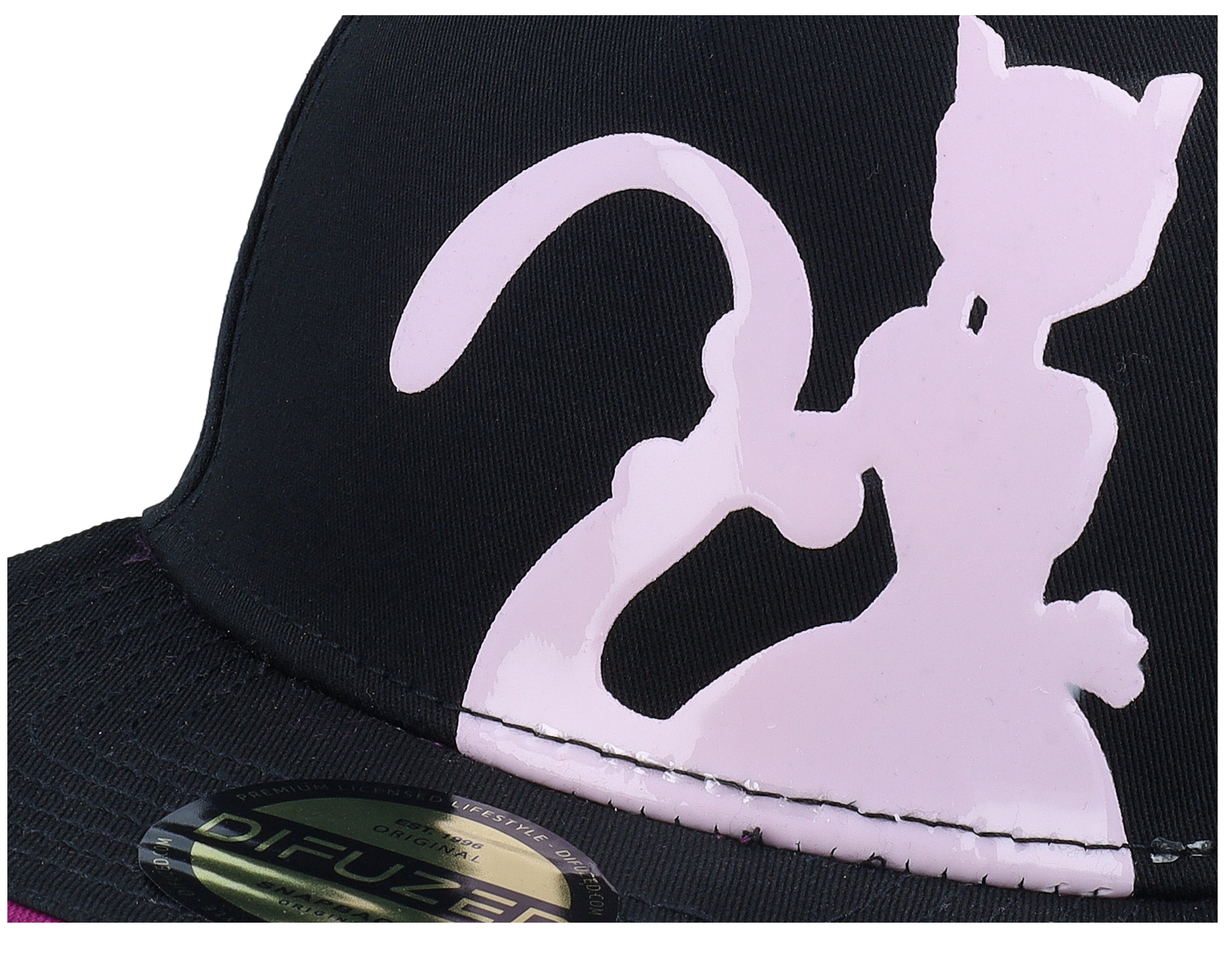 Pokémon Mewtwo Black Snapback Difuzed