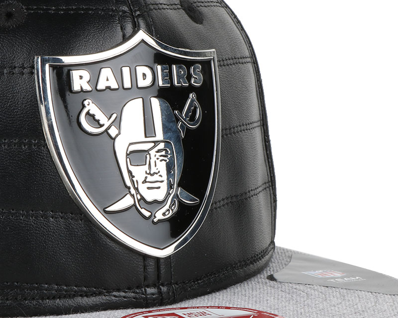 raiders gold hat