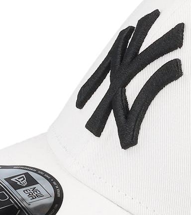 New York Yankees 9FORTY Basic White/Black Adjustable - New Era