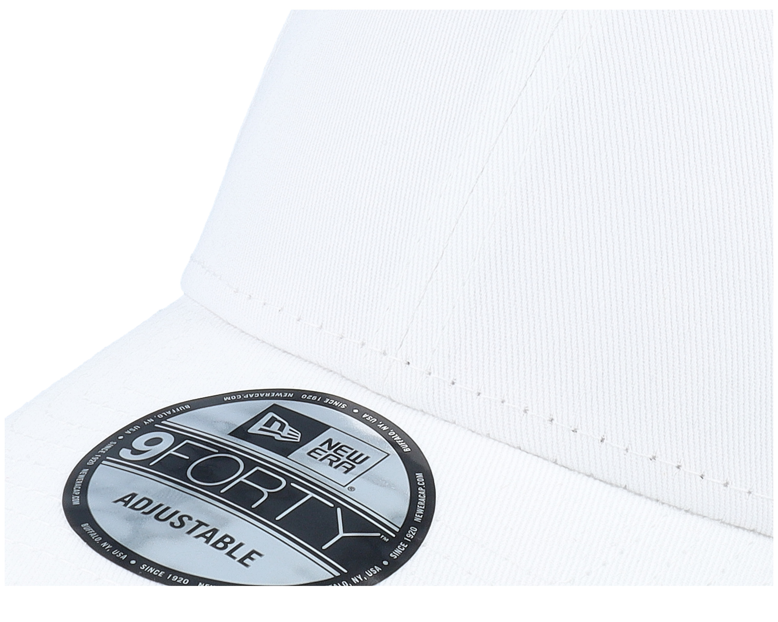 Basic White 9FORTY Adjustable - New Era | Hatstore.ae