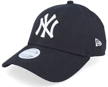 New York Yankees Essential Womens 9Forty Black/White Adjustable - New Era