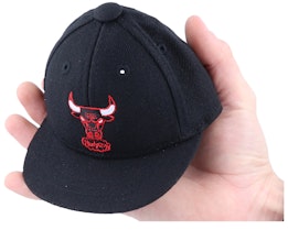 Hatstore Exclusive x Chicago Bulls Souvenir Mini Cap Black Fitted - Mitchell & Ness