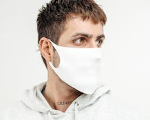 10-Pack Flat White Fashion Mask With Stopper - Zeri