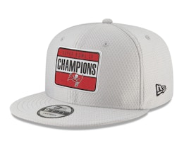 Pre-Order - Delivery in March - Tampa Bay Buccaneers 9Fifty Super Bowl LV Parade Grey Snapback - New Era