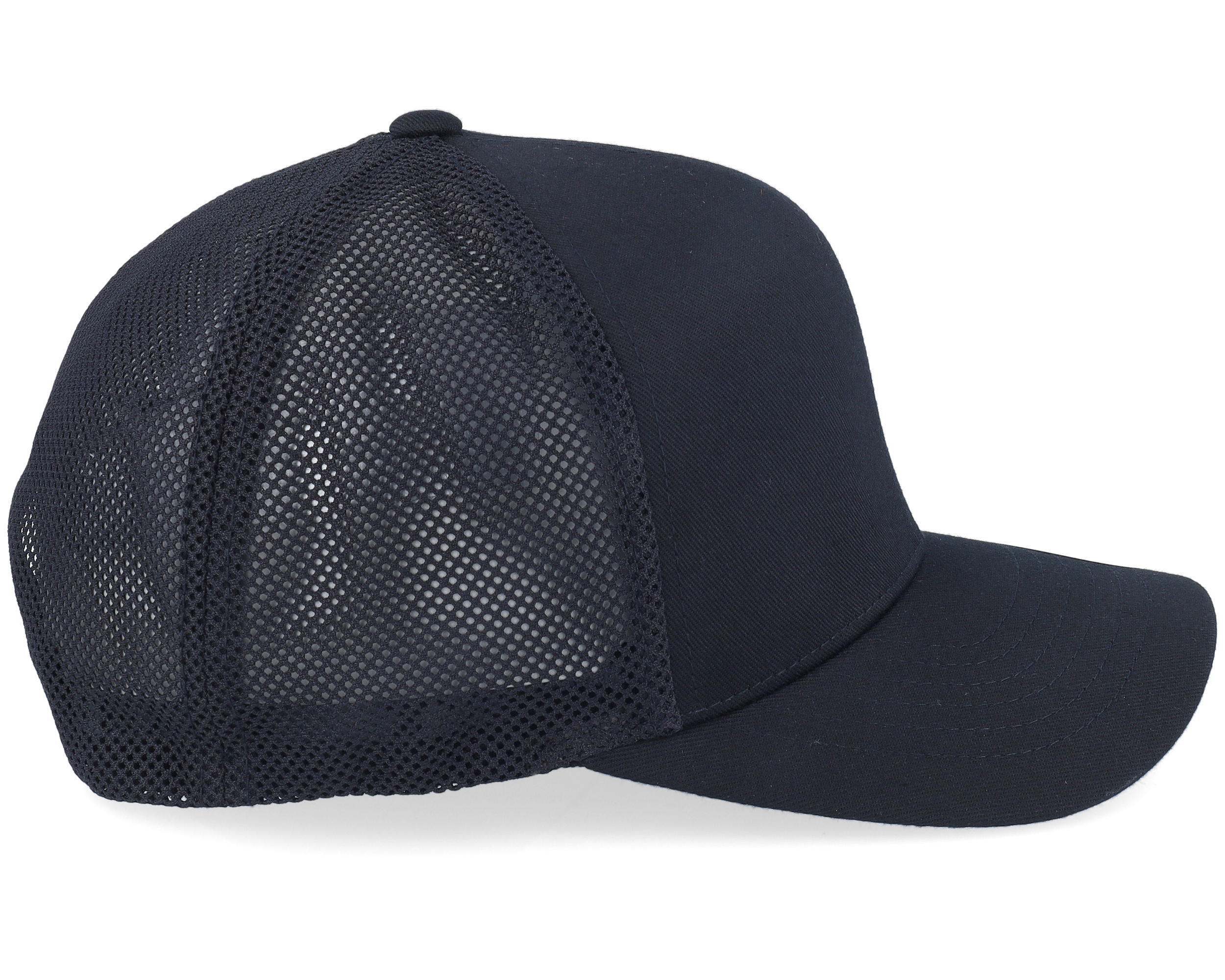 Black/Black 110 Trucker