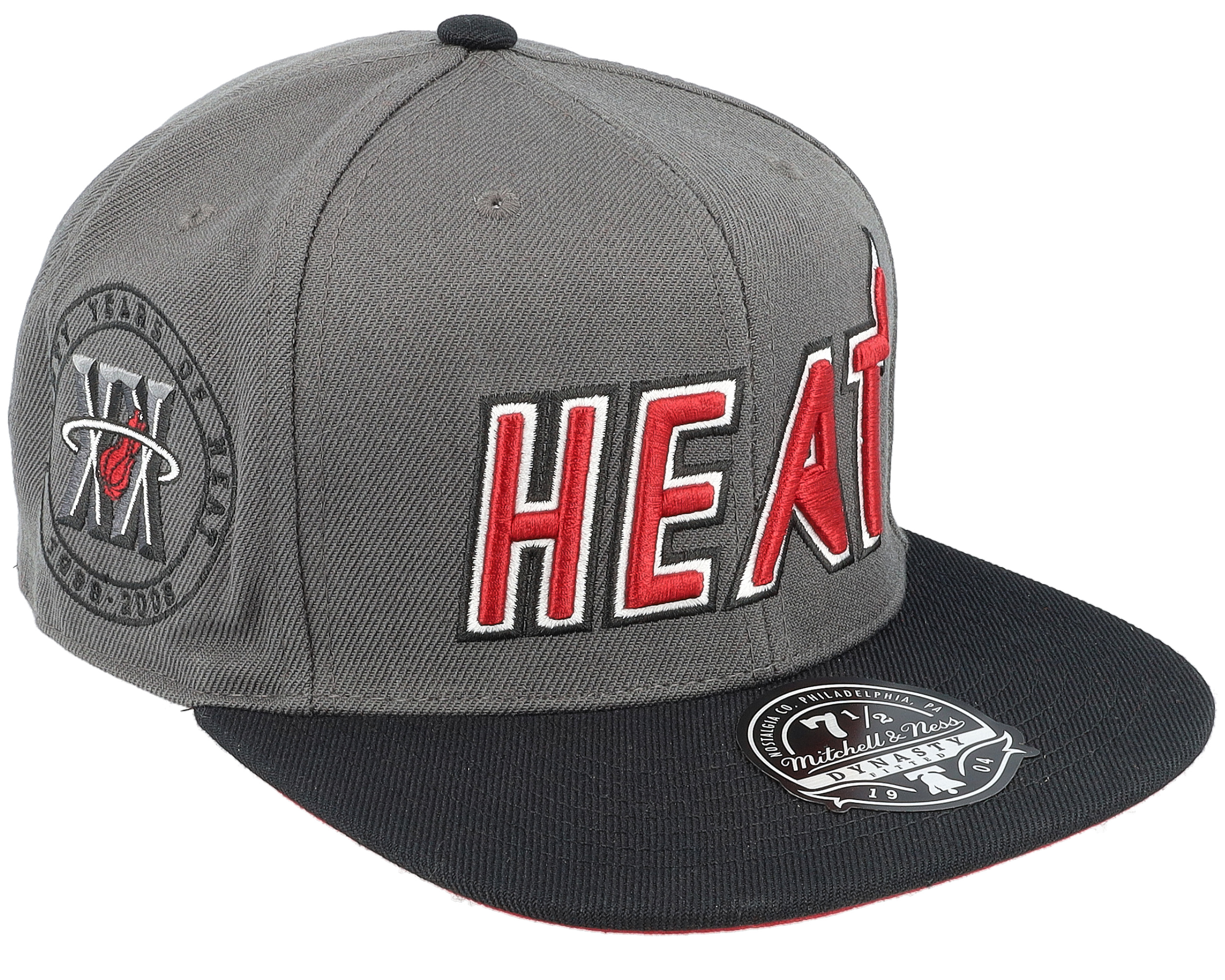 Mitchell & Ness Born and Bred Chicago Bulls Fitted Hat Grey Black