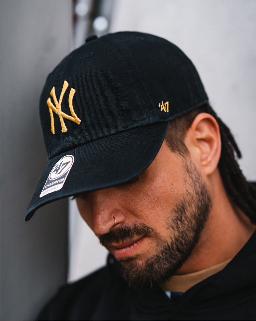 キャップCOMESANDGOES BLACK YANKEES CHECK CAP - mirabellor.com